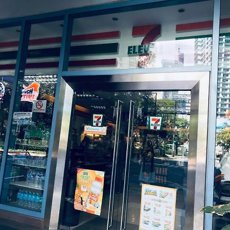 One Bedroom Apartment With Netflix At Greenbelt Makati 马尼拉 外观 照片